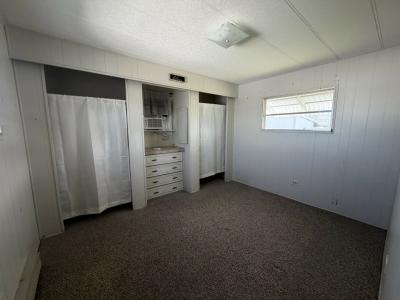 Photo 5 of 16 of home located at 422 Cobalt Ave Lakeland, FL 33815