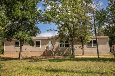 Mobile Home at 12899 W Burton Burton, TX 77835