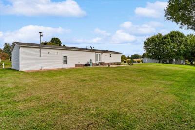 Photo 1 of 33 of home located at 2534 Oak Park Dr Belleville, IL 62221