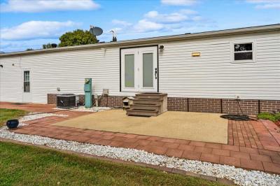 Photo 1 of 33 of home located at 2534 Oak Park Dr Belleville, IL 62221