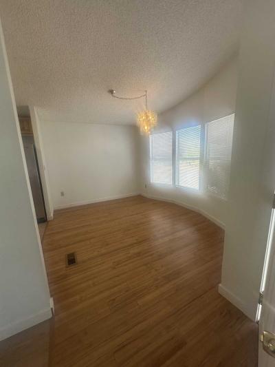 Photo 5 of 8 of home located at 39 N Chardonnay Reno, NV 89512