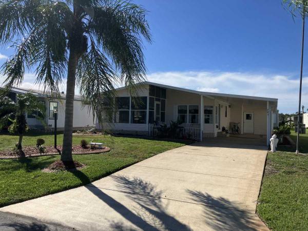 1988  Mobile Home For Sale