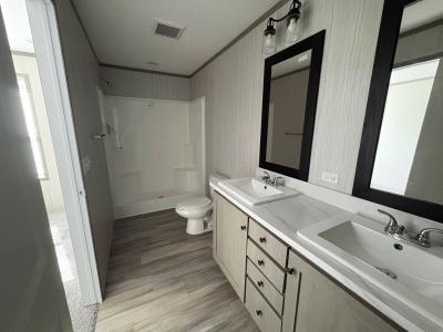 Photo 4 of 6 of home located at 150 Highway 10 North, Site # 174 Saint Cloud, MN 56304