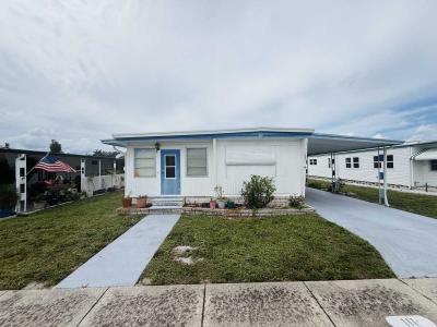 Mobile Home at 29081 Us Hwy 19 N, Lot 111 Clearwater, FL 33761