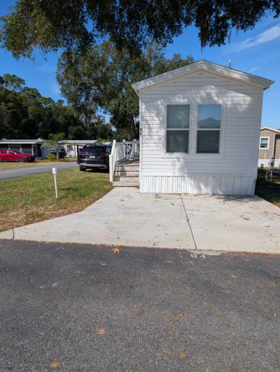 Photo 3 of 8 of home located at 26125 Us Hwy 27 #94 Leesburg, FL 34748
