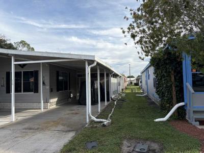 Mobile Home at 804 Lake Larch Loop Lakeland, FL 33805