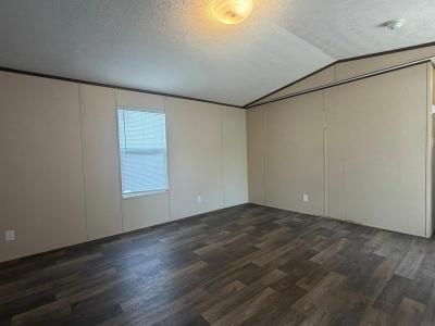 Photo 3 of 24 of home located at 95 Walker Avenue Monticello, KY 42633