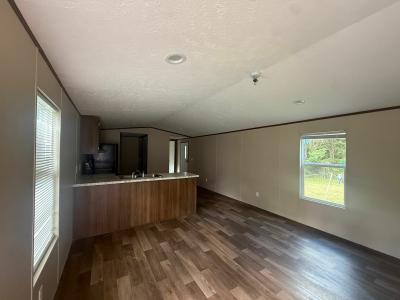 Photo 5 of 16 of home located at 1645 Leesburg Road Pelahatchie, MS 39145