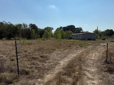 Photo 3 of 20 of home located at 5713 Duggan Lane North Zulch, TX 77872