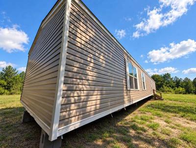 Mobile Home at Heritage Homes Usa Inc. 918 Southeast Blvd Clinton, NC 28328