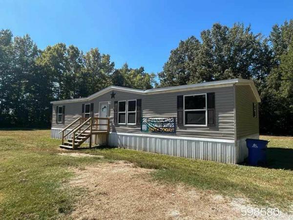 Photo 1 of 2 of home located at 320 Alexander St Bradford, TN 38316