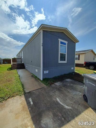 Mobile Home at Camelot Place 4302 John Stockbauer Dr Lot 48 Victoria, TX 77904
