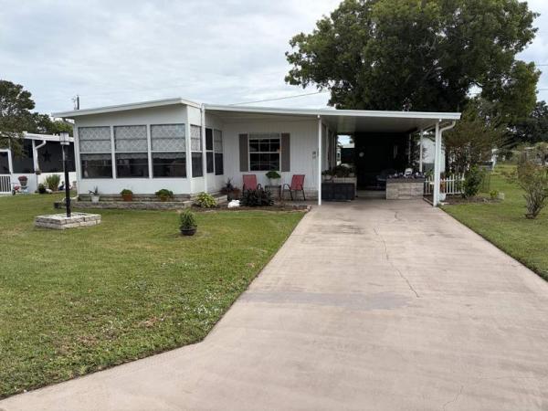 1976 HOME Mobile Home For Sale