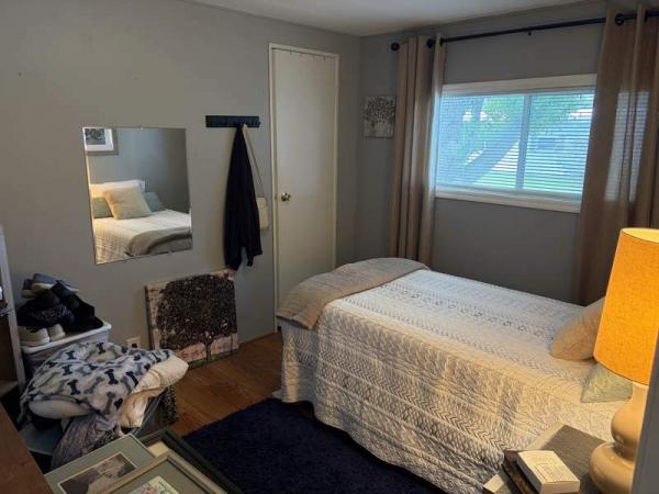 1976 HOME Manufactured Home