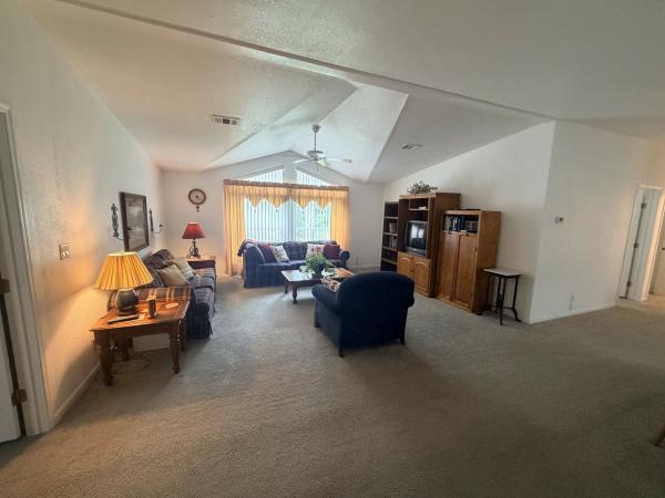 2001 Skyline B606CT Mobile Home