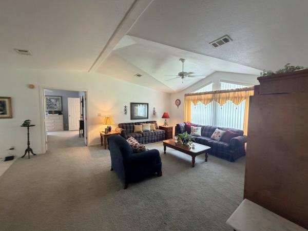 2001 Skyline B606CT Mobile Home