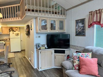 Photo 4 of 14 of home located at 709 U.s. Route 9, Site 697 Site# 697 Cape May, NJ 08204