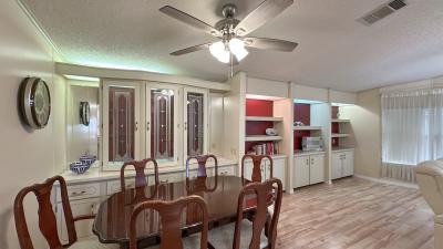 Photo 4 of 18 of home located at 813 E Norman St Lady Lake, FL 32159