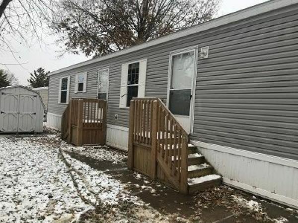 Photo 1 of 2 of home located at 16400 Upton Rd #77 East Lansing, MI 48823