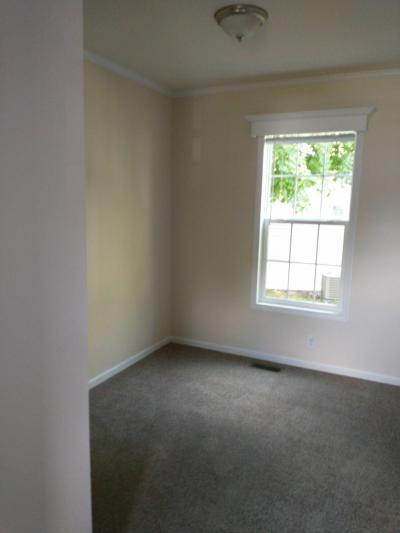 Mobile Home at 2700 Eaton Rapids Rd Box 7 Lansing, MI 48911