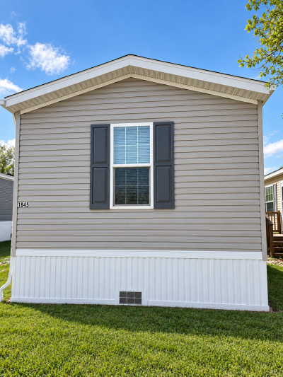 Mobile Home at 1845 Deerfield Monroe, MI 48161