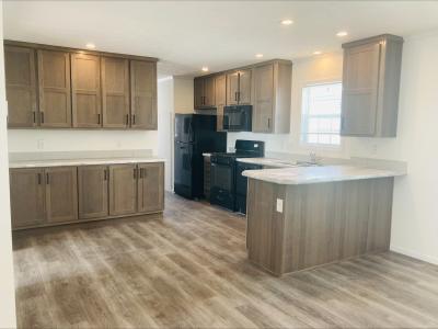 Photo 2 of 5 of home located at 1004 Chateau Monroe, MI 48161
