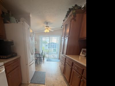 Photo 5 of 13 of home located at 266 Marianna Drive Auburndale, FL 33823