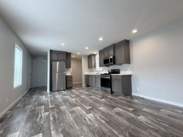 2024 Clayton 81SRH16663A Mobile Home