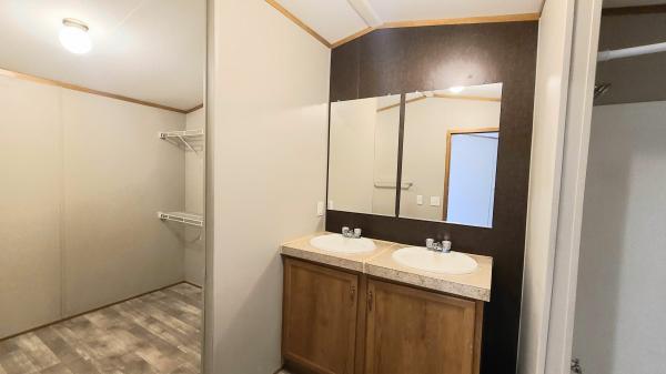 2015 Fleetwood Berkshire Mobile Home