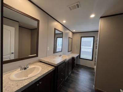 Photo 5 of 10 of home located at 185 Welch Street Kyle, TX 78640