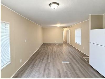 Photo 2 of 12 of home located at 172 Lakeside Garden Circle Lake Wales, FL 33859