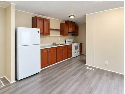 Photo 3 of 12 of home located at 172 Lakeside Garden Circle Lake Wales, FL 33859