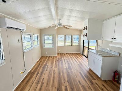 Photo 5 of 6 of home located at 2245 New Tampa Hwy, Lot 24 Lakeland, FL 33815