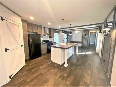 Mobile Home at 46127 La Crosse, Site #698 Macomb, MI 48044