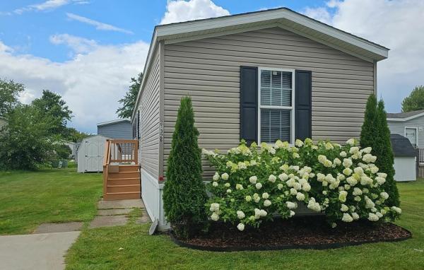 Photo 1 of 2 of home located at 21326 Chevalier, Site #812 Macomb, MI 48044