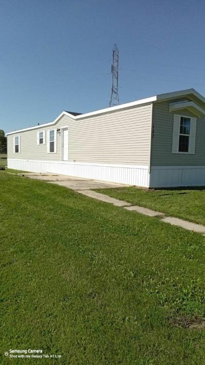 Mobile Home at 8313 East 250 South, Lot 127 Pierceton, IN 46562