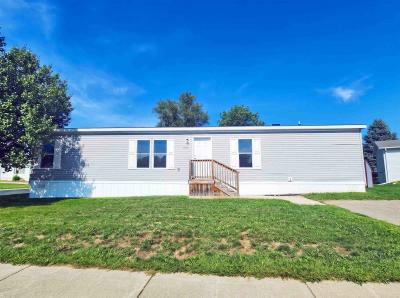 Mobile Home at 1357 Lakeview Court Pontiac, MI 48340