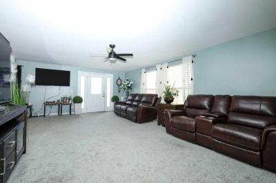 Photo 3 of 8 of home located at 82 Bonita Winter Springs, FL 32708