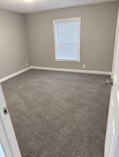 Photo 4 of 11 of home located at 24768 Cherokee South Flat Rock, MI 48134