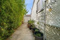 1970 HOMETTE Manufactured Home