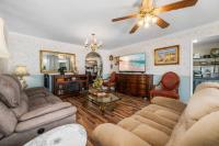 1970 HOMETTE Manufactured Home