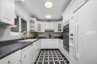 1970 HOMETTE Manufactured Home