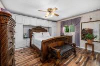 1970 HOMETTE Manufactured Home