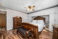 1970 HOMETTE Manufactured Home