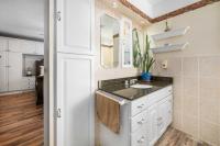 1970 HOMETTE Manufactured Home