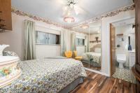 1970 HOMETTE Manufactured Home
