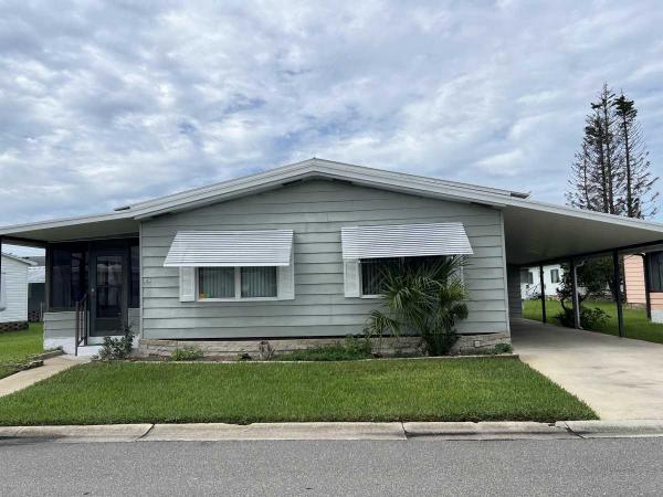 Photo 1 of 2 of home located at 1000 Walker St Lot 125 Holly Hill, FL 32117