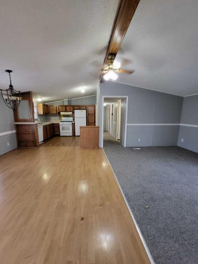 Photo 4 of 11 of home located at 1914 Borman Ct. #55 Milford, MI 48381