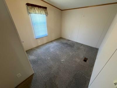 Photo 5 of 13 of home located at 8820 Suzanne Ct Indianapolis, IN 46234