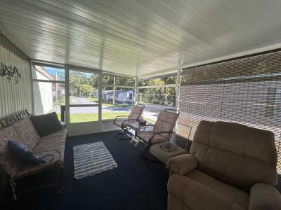 Photo 4 of 40 of home located at 7101 West Anthony Road Lot 72 Ocala, FL 34479
